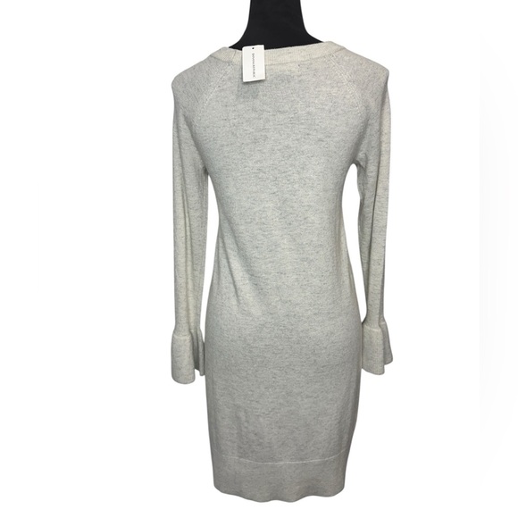 Banana Republic Long Bell Sleeve Dress Grey - Picture 4 of 11